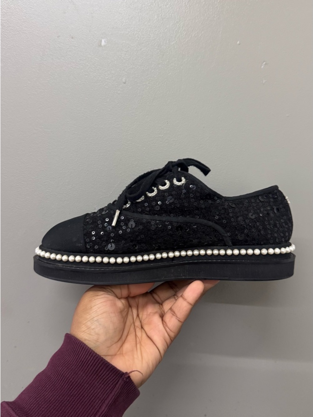 Chanel Black Tweed Sequins Lace Up Pearl Sneaker Shoes Size 37 /US 7 Auth. - Picture 3 of 10